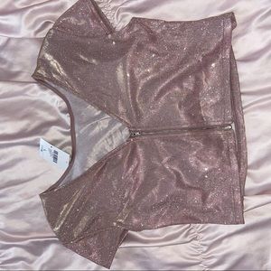 Shiny reflective cropped top